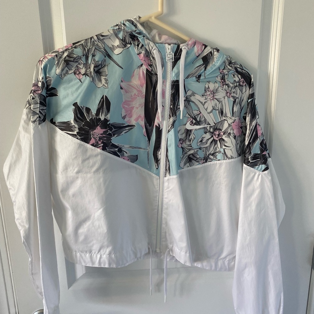 Nike cropped zip up